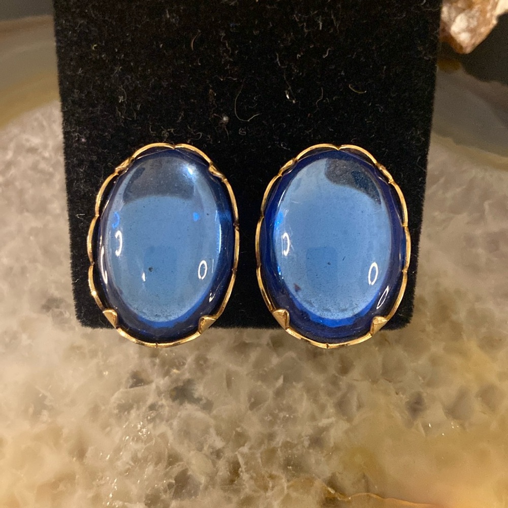 Sold EmJ Emmons vintage blue & gold clip on earrings 1" 1949-55 - Picture 2 of 15